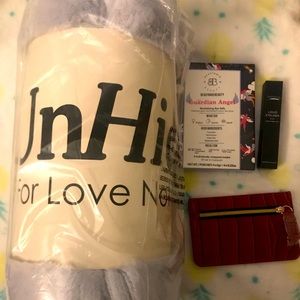 Blanket & Beauty Bundle!